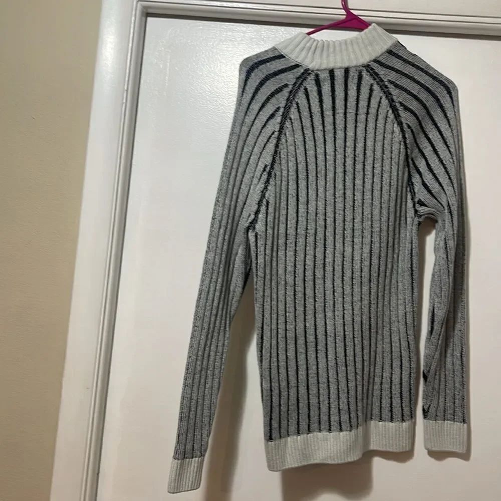 NWT INC sweater medium - Picture 6 of 8